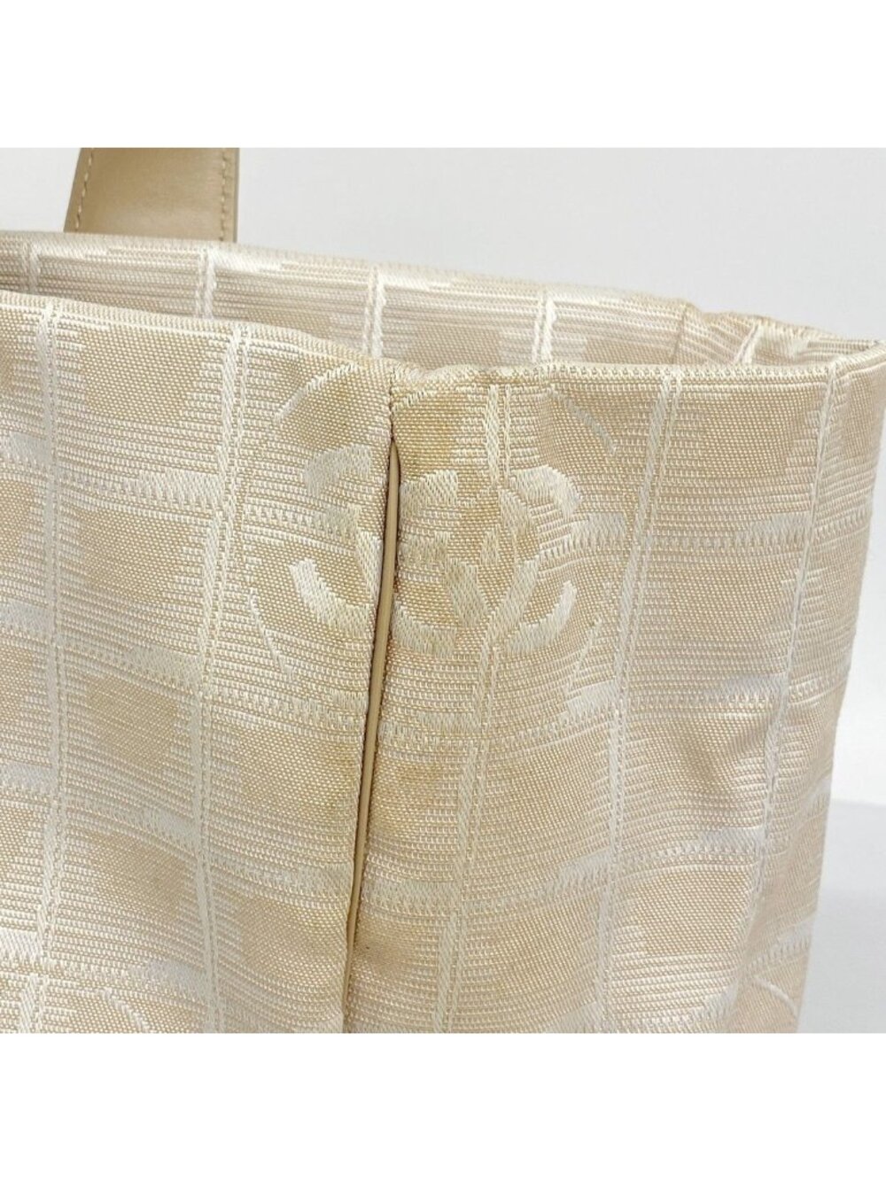 Chanel Tote New Travel Nylon Beige Silver - Picture 7 of 10